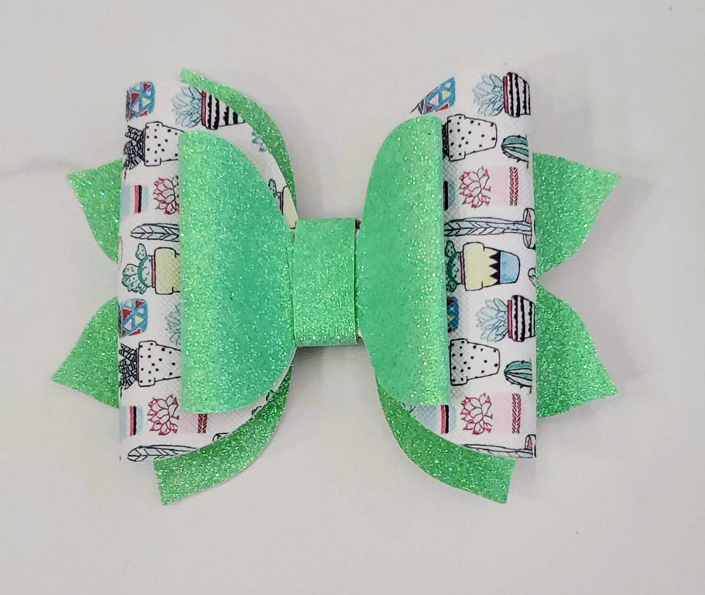 4" Cactus Plant Hair Bow