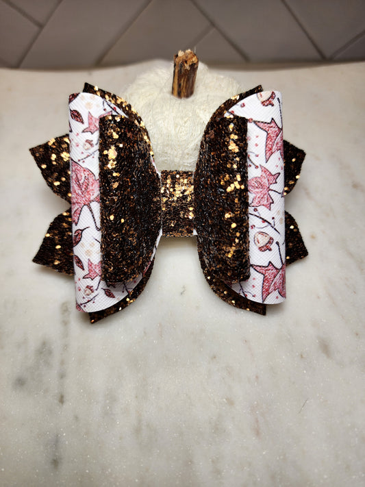 Leaves & Acorn Bow