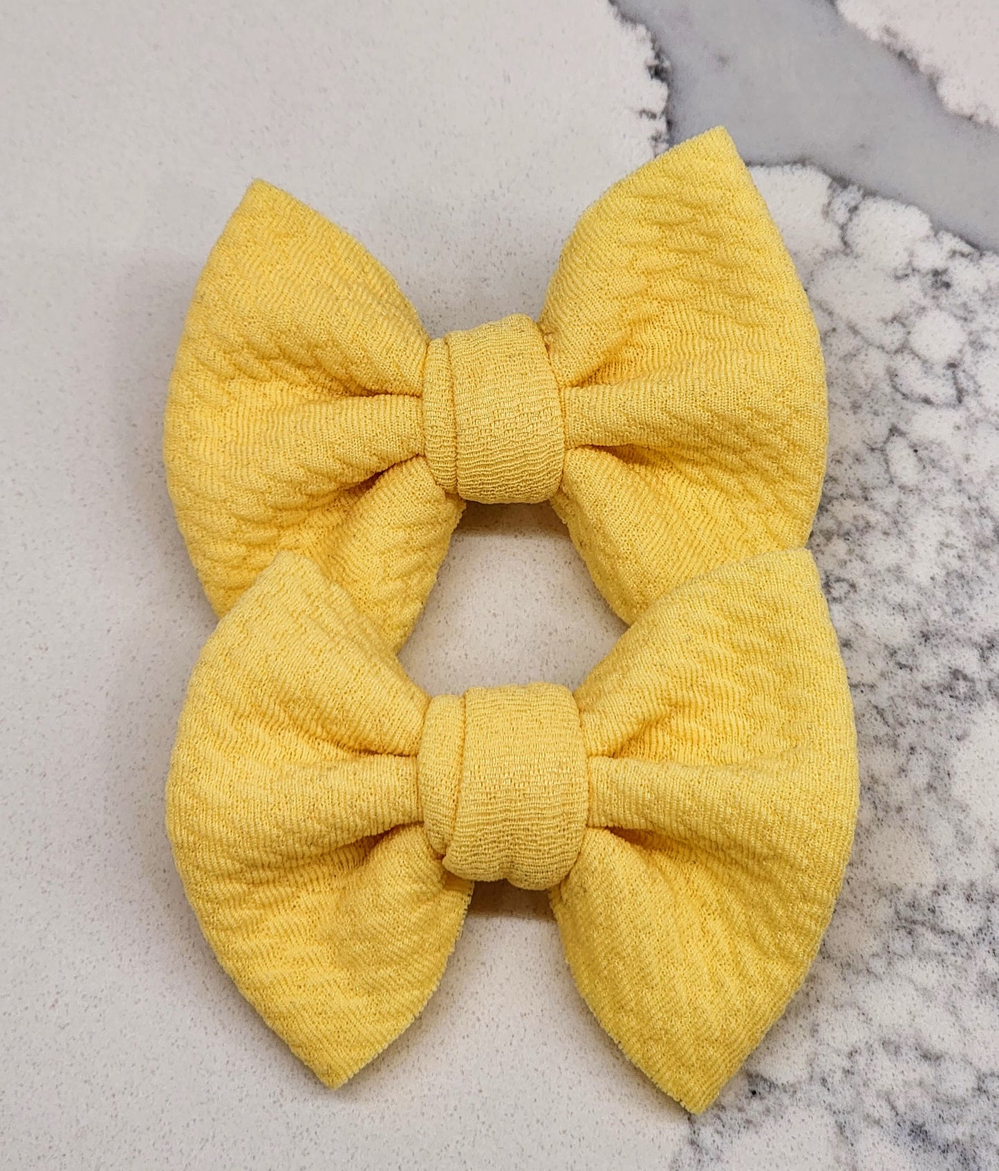Banana- Bullet Fabric Mini Bow Set